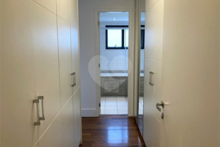 Apartamento para alugar com 4 suítes em Chácara Santo Antônio, São Paulo, SP