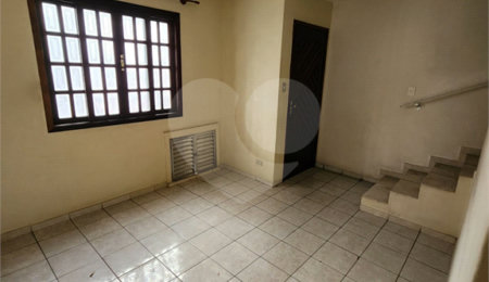 Casa à venda com 2 quartos, sendo 1 suíte, em Vila Gumercindo, São Paulo, SP