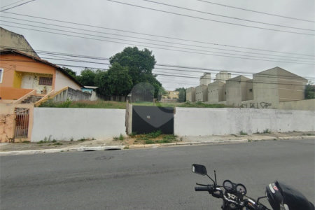 Invista na Localização Certa - Terreno Comercial com Grande Potencial - Próximo à Salim Farah Maluf