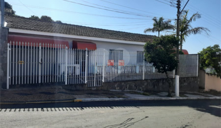 Casa à venda com 3 quartos, sendo 1 suíte, no Centro, Rio Claro, SP