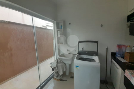 Casa Térrea à Venda no Condomínio Quebec – São Carlos/SP