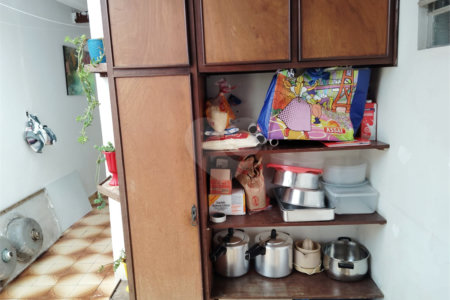 Sobrado de 190m2 à venda com 4 dormitórios e 2 vagas em São João Clímaco