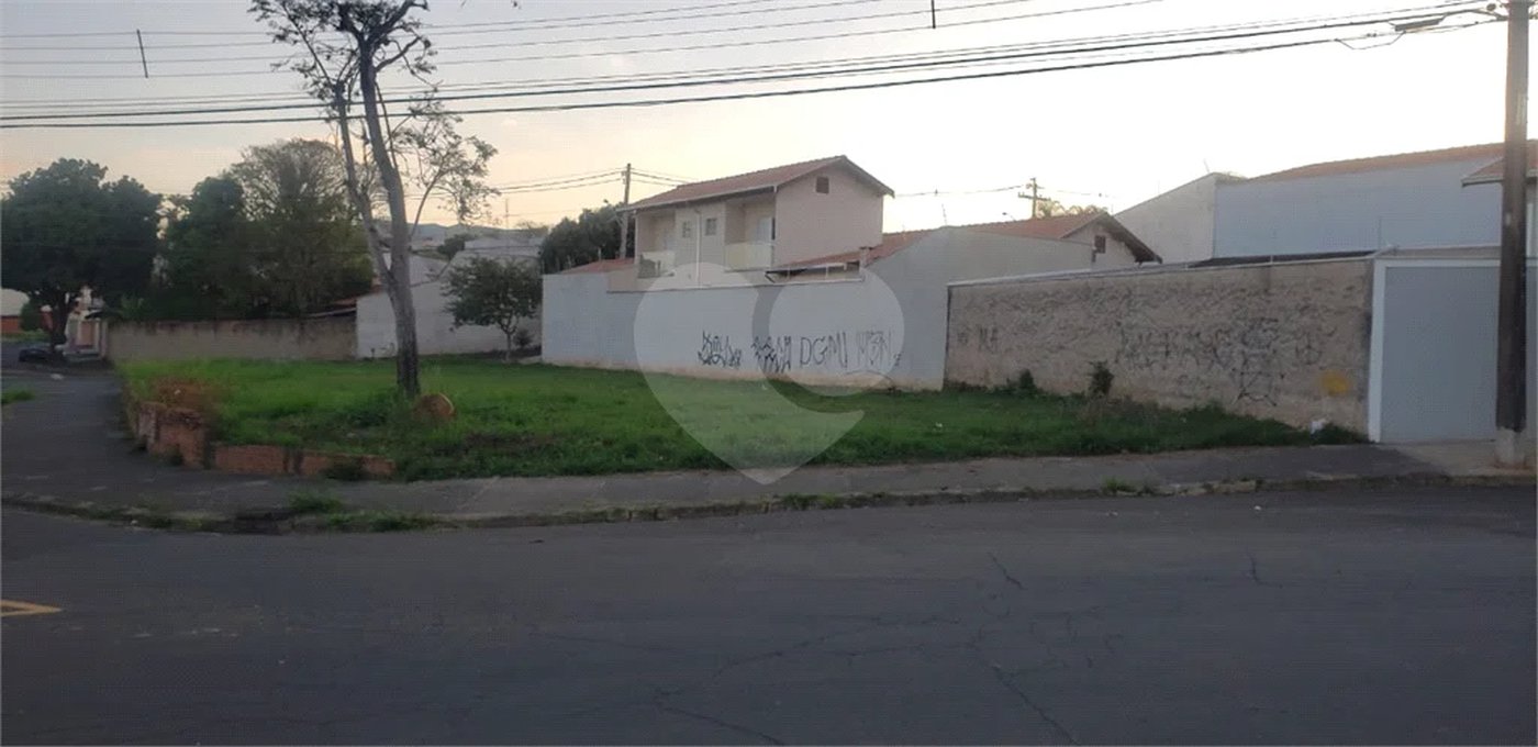 TERRENO PLANO NO BAIRRO SANTA ROSA