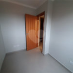 Apartamento VENDER na Vila Nivi, com 37m2, 2 quartos, 2 banheiro, sala, cozinha, SEM vaga