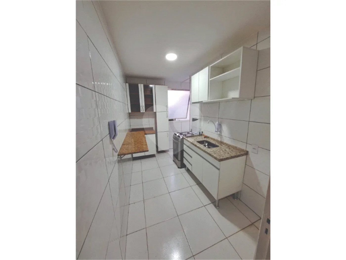 Lindo apartamento em excelente local.