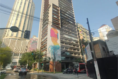 Studio Mobiliado na República – 22m² com Varanda