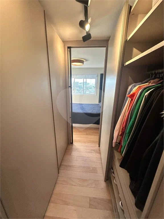 Apartamento à venda no bairro Vila Regente Feijó com 165 m² de área útil construída, com 3 dormitórios, sendo 3 suítes,Mobiliado com 3 Suítes 3 Vagas no Araribá Home Resort