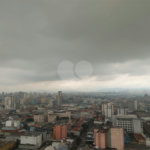 Apartamento no Brás repleto de lazer com 50 m² com 2 dormitórios e 1 vaga, Estuda Permuta