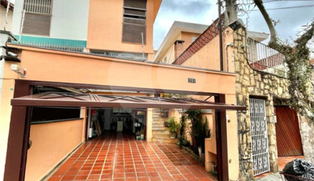 Sobrado à venda com 4 quartos, sendo 1 suíte,  em Vila Mariana, São Paulo, SP