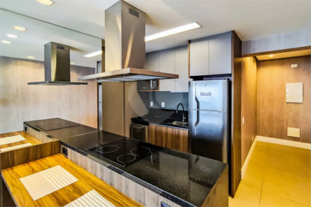 Apartamento totalmente mobiliado com ar-condicionado localizado no coração do Brooklin!!!