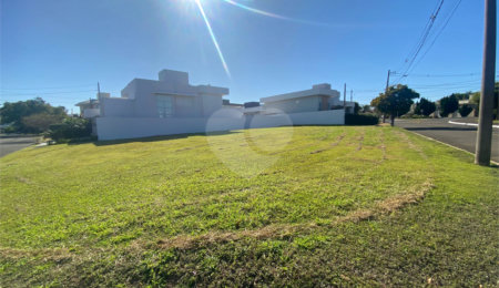 Terreno à venda em Condomínio Residencial Montreal, São Carlos, SP