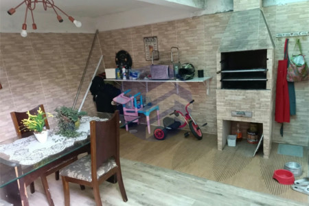 Casa à venda com 3 quartos, sendo 1 suíte, em Butantã, São Paulo - SP