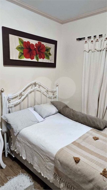 Casa térrea no Jardim Hikare