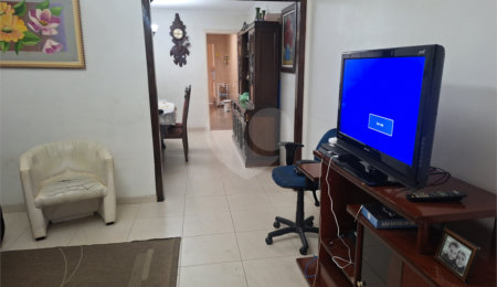 Casa de Vila à venda com 3 quartos, sendo 1 suíte, em Vila Bertioga, São Paulo, SP