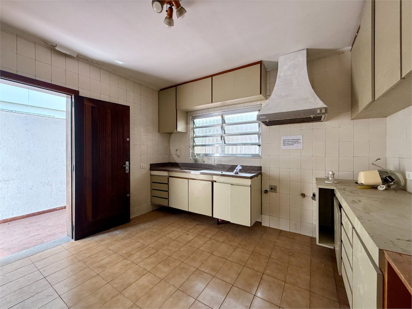 Sobrado à venda com 3 quartos, sendo 1 suíte, em Campo Belo, São Paulo, SP