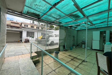 Casa Térrea a Venda Jd Satélite com poder construtivo