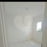 Apartamento no Condomínio Flor de Liz.