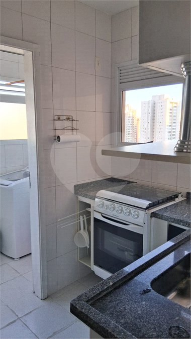 Apartamento na Vila Mascote | 1 dormitório | 1 vaga | Varanda