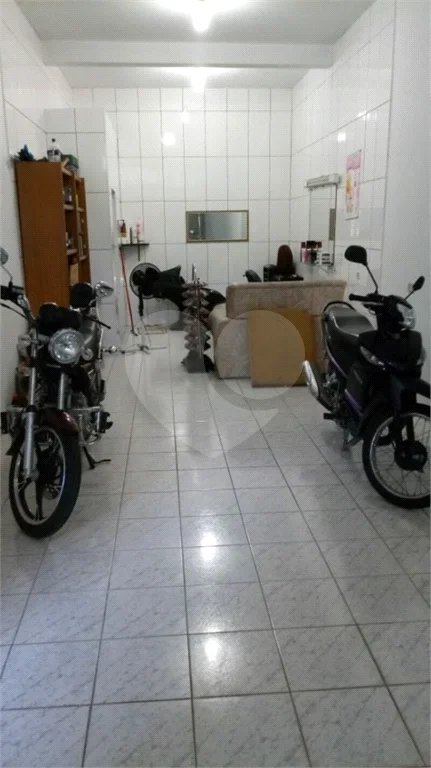 Sobrado com 212m² , 3 dormitórios , 2 vagas , à venda em Santo André.