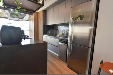 Apartamento à venda na Vila Mariana. Localização espetacular!