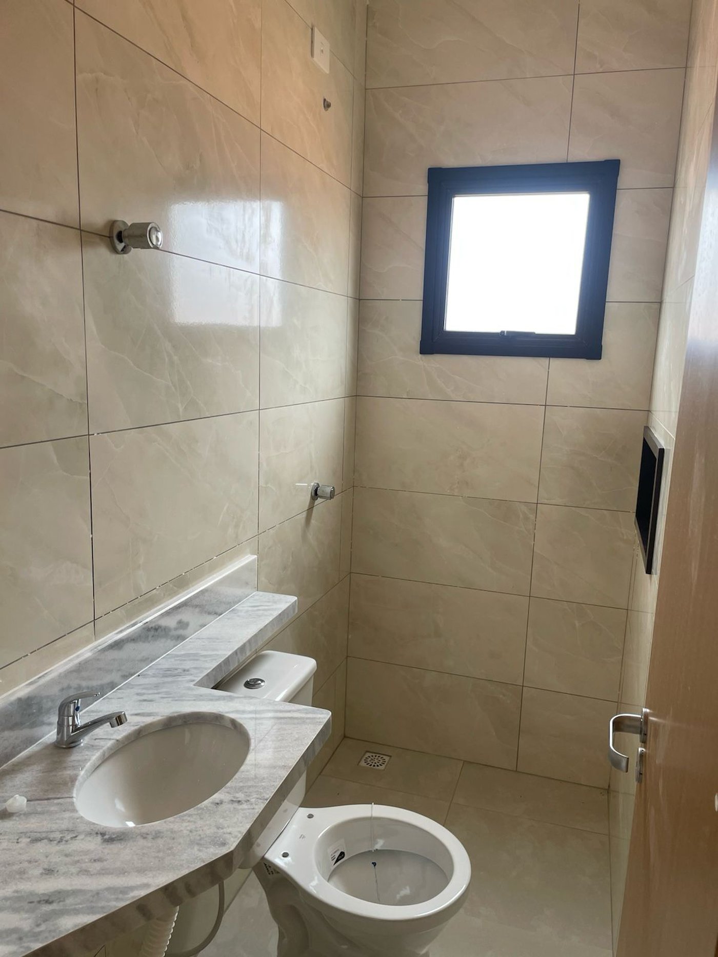 ✨ Sobrado em Condomínio com Piscina – Jardim Real | Praia Grande ✨