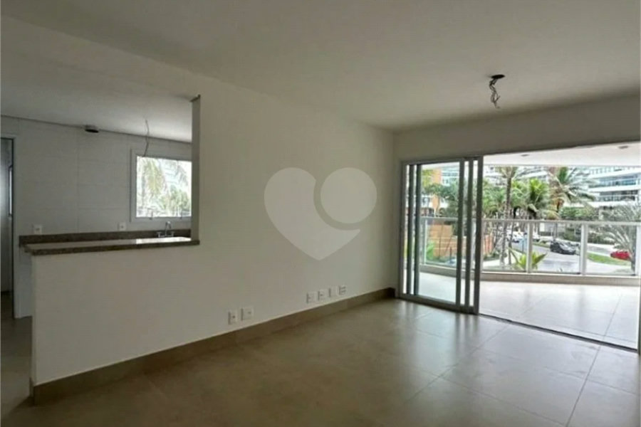 Apartamento à venda com 3 suítes em Riviera de São Lourenço, Bertioga, SP