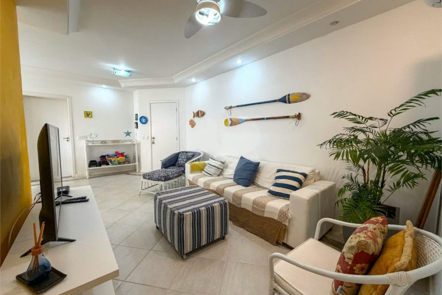 Apartamento à venda com 3 quartos, sendo 1 suíte, em Riviera de São Lourenço, Bertioga, SP