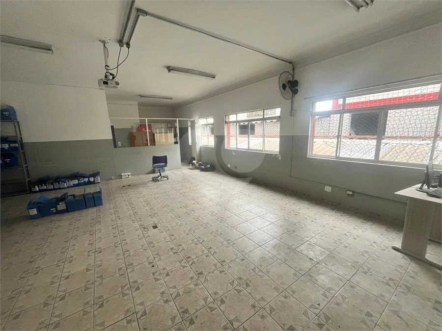 PRÉDIO COMERCIAL À VENDA NO JABAQUARA – EXCELENTE OPORTUNIDADE PARA INVESTIMENTO ALUGADA ATÉ 2029