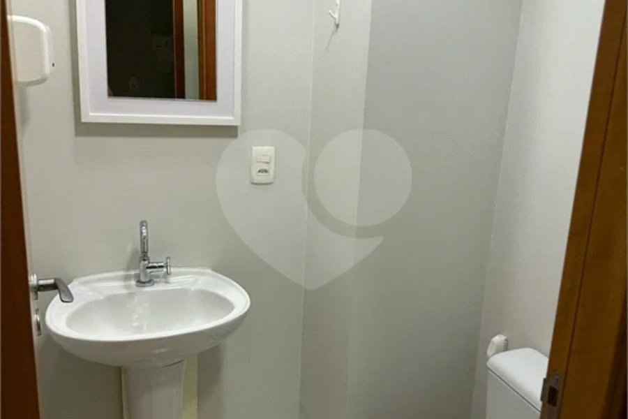 Sala à venda em Jardim Vazani, São Paulo, SP