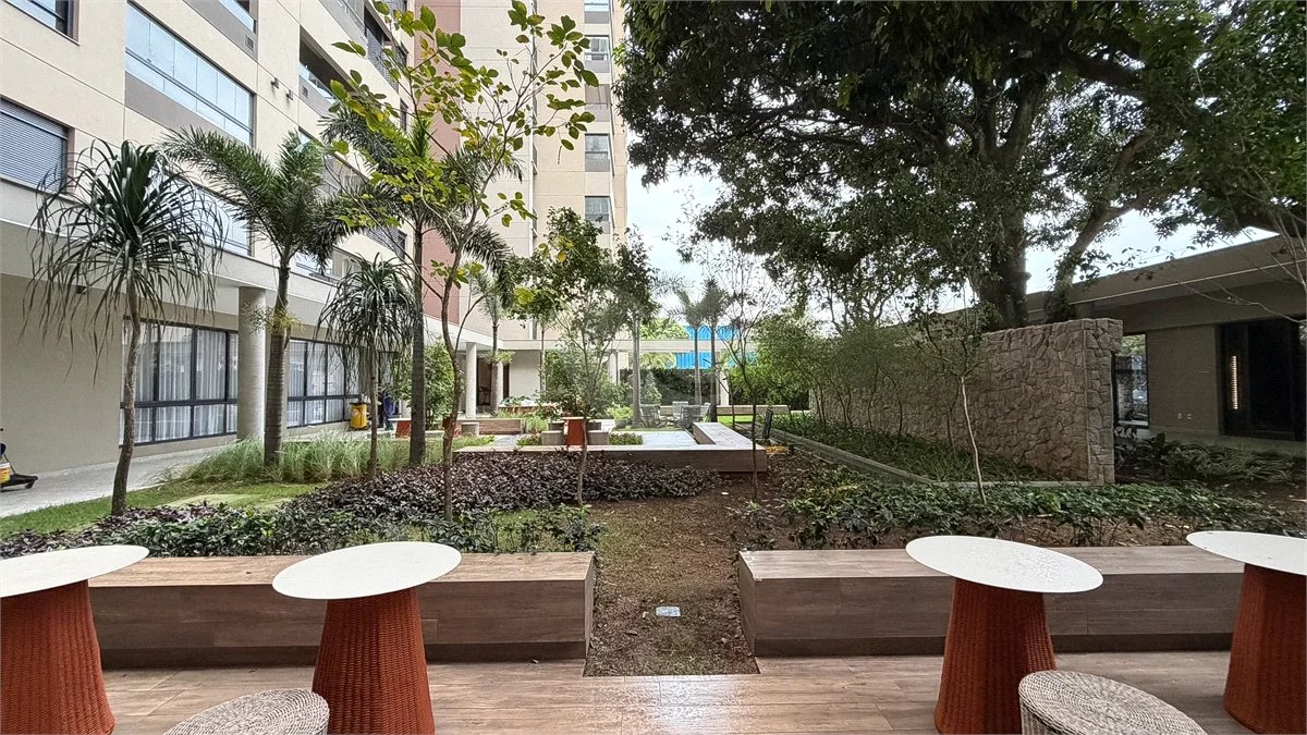 Indaiatuba- Sp - Edificio Athmosfera- R$ 1.800.000,00 - andar alto - 130,00 ms de area util - 3 suites, lavabo, sala 2 ambientes, 3 vagas de garagens - Area de lazer - Brinquedoteca - Piscina - Portão eletrônico - Portaria 24hs - sala de ginástica - Salão de festas - Salão de jogos - Cinema