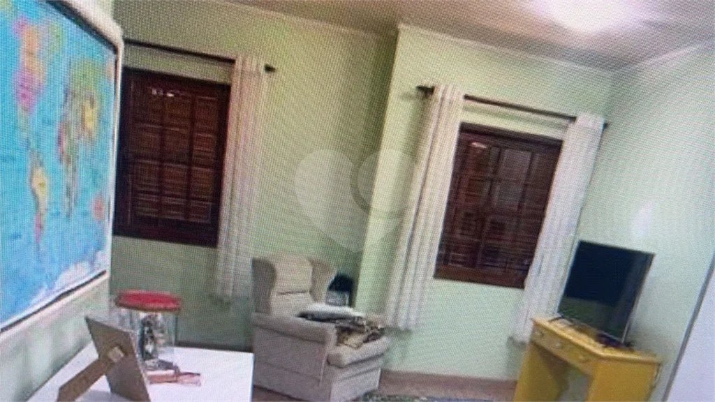Sobrado na Mooca com 246m2 com 3 dorm e 2 vagas.