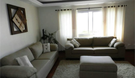 Apartamento à venda com 3 quartos, sendo 1 suíte, em Aclimação, São Paulo, SP