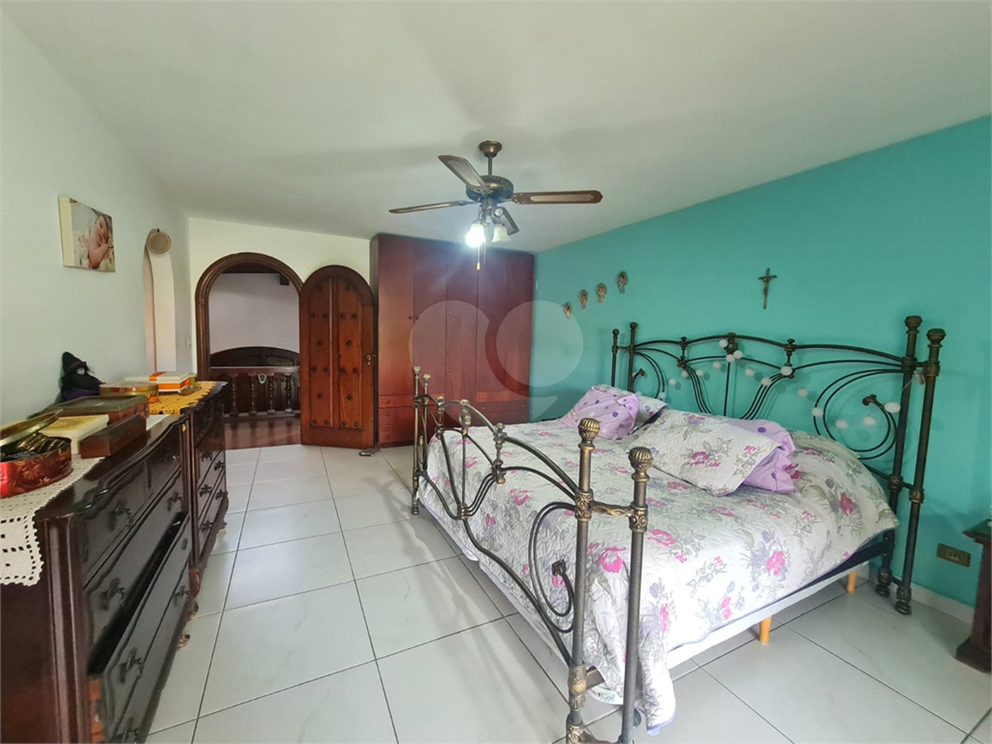 Casa à venda com 3 quartos, sendo 1 suíte, em Interlagos, São Paulo, SP
