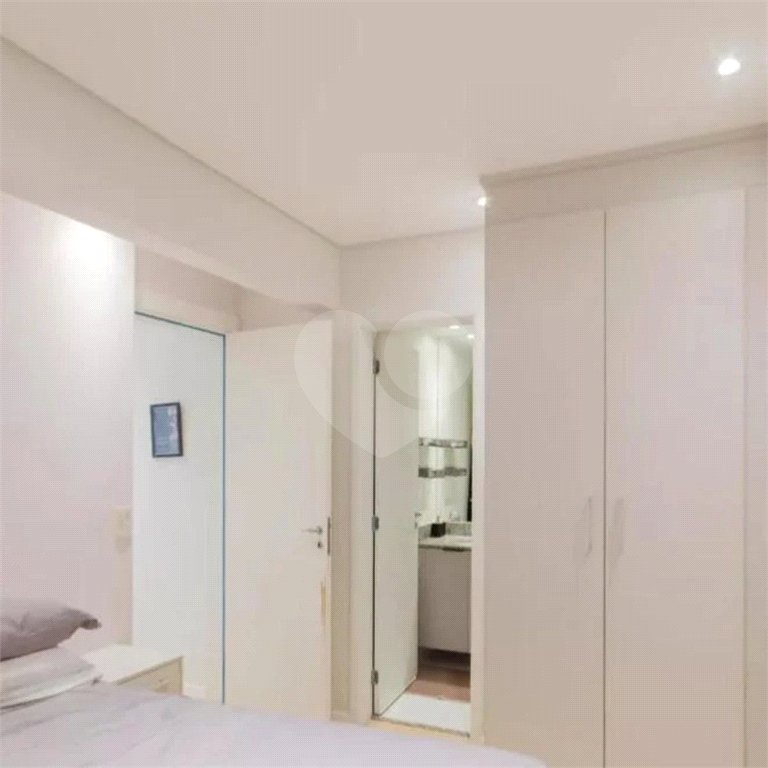 Apartamento no Ipiranga de 68m2 com 2 dorms, 1 suíte, 2 banheiros, 1 vaga. Estuda permuta.