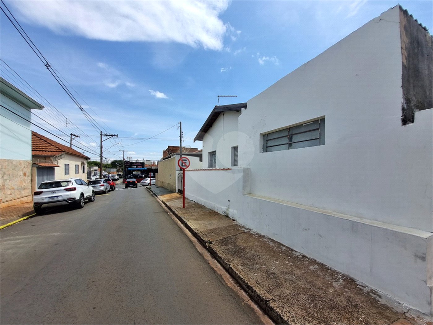 Casa térrea a venda na Vila Lutfalla