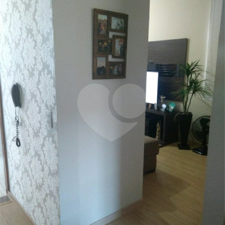 Apartamento com 2 dormitórios