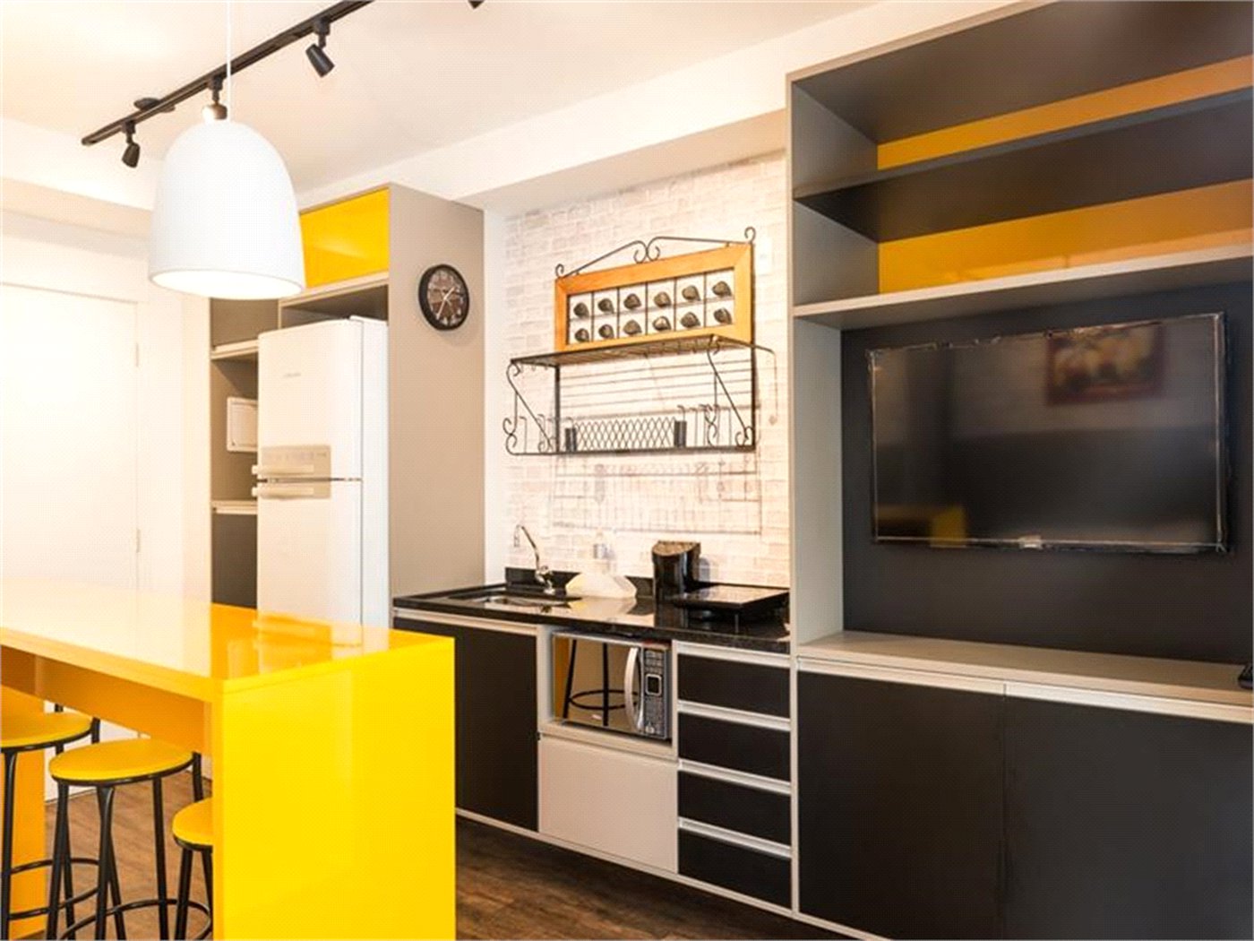 Excelente apartamento de 35m², mobiliado e com vaga, na Consolação