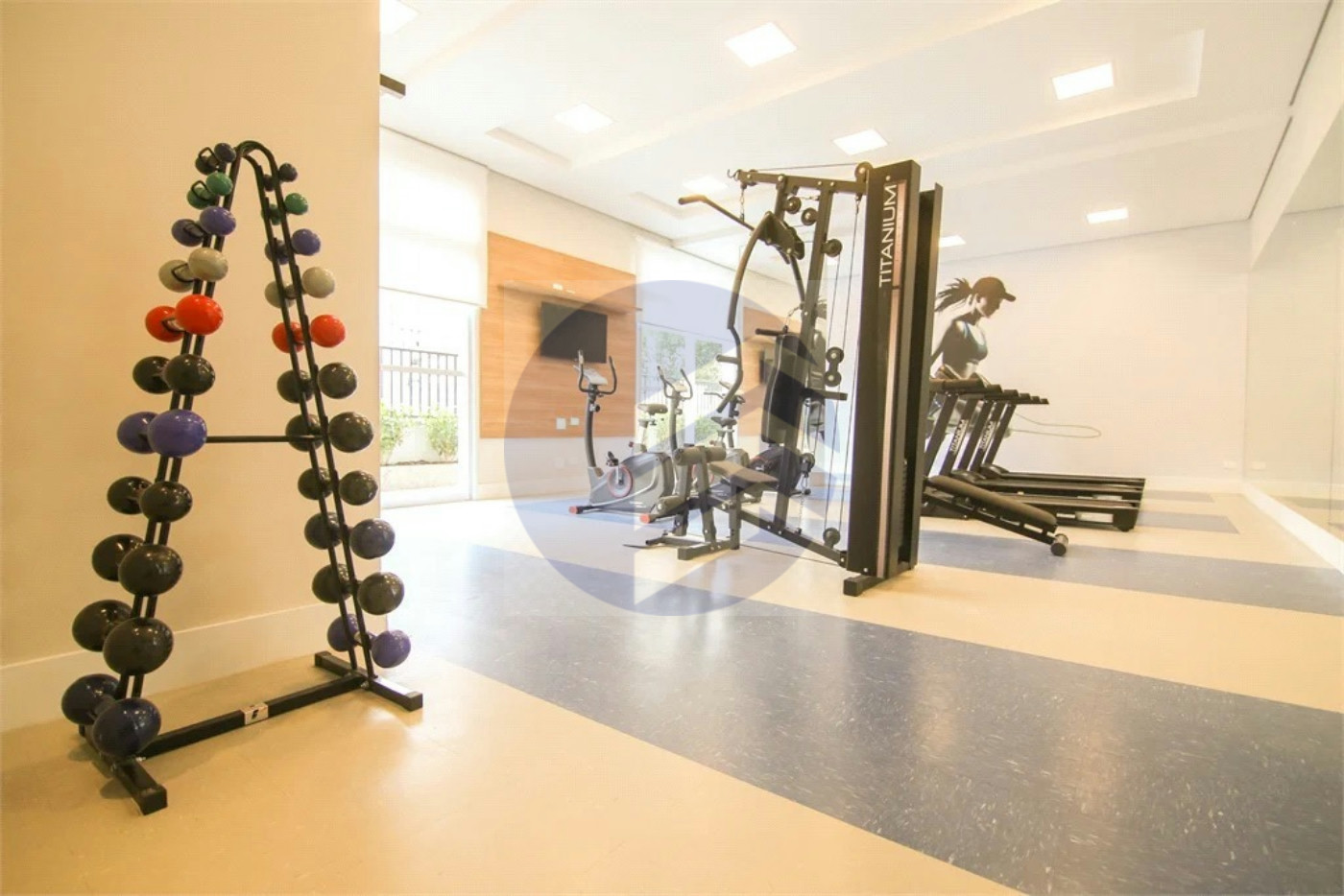 Apartamento à venda com 2 quartos, sendo 1 suíte, em Jardim Sul, São Paulo - SP