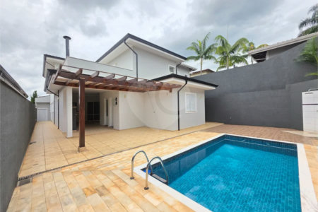 Casa para Locação no Condomínio Terras de São Francisco em Vinhedo/SP