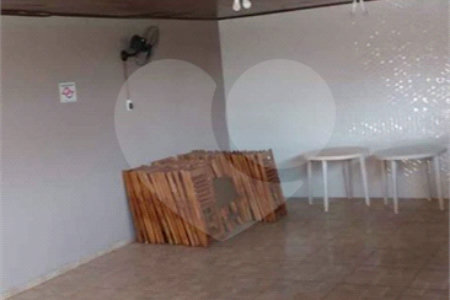 Apartamento no Condomínio Residencial Bela Vista I .