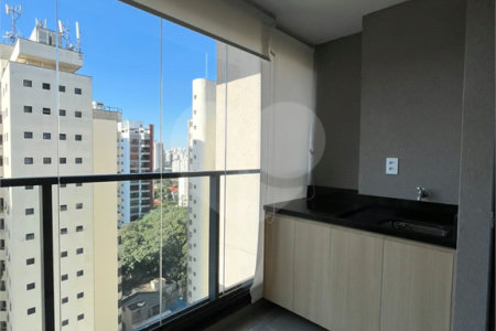 Studio locado á venda perto do metrô no Campo Belo, São Paulo - SP