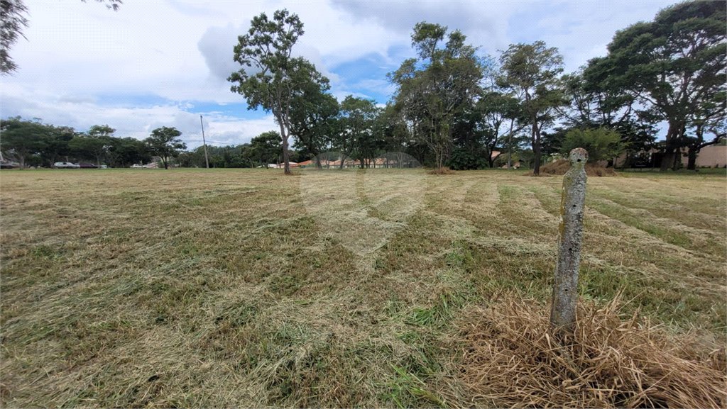 Loteamento Residencial no Condomínio Vila Pinhal do Broa.