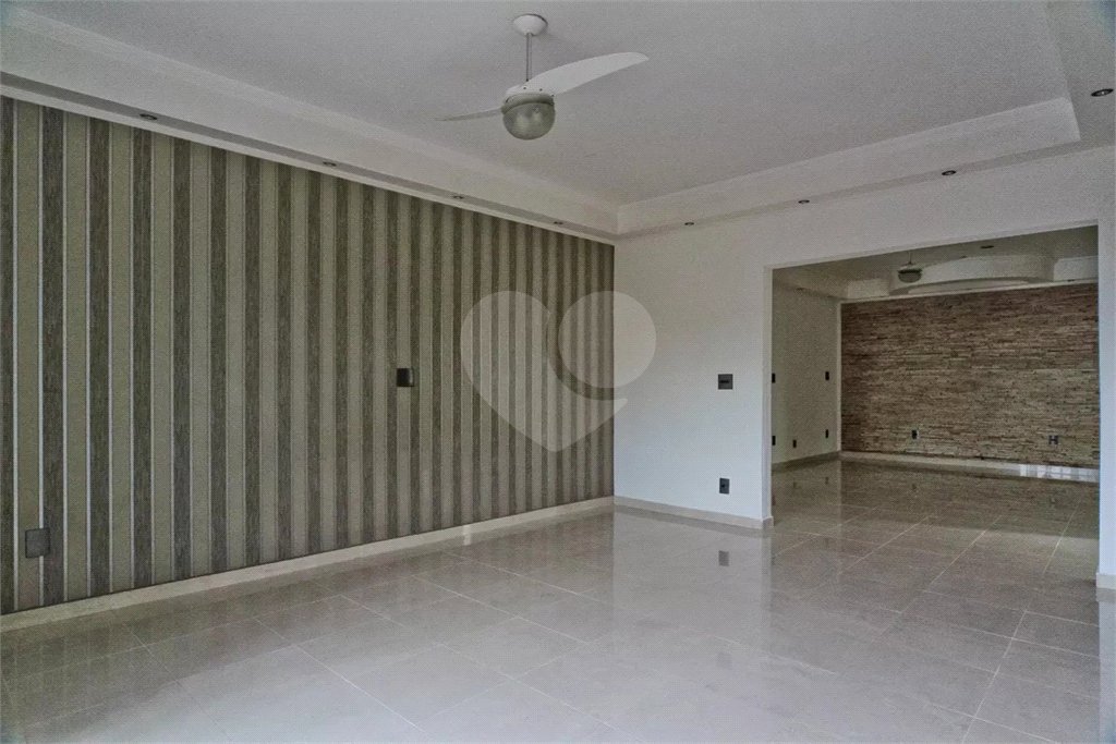 Casa para alugar com 211m², 3 quartos Sem Vaga -Vila Boaçava - São Paulo