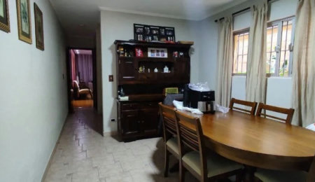 Sobrado à venda com 3 quartos, sendo 1 suíte,  em Vila Indiana, São Paulo, SP