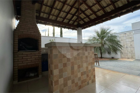 Casa térrea disponível para venda no Condomínio Quebec