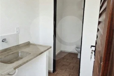 Oportunidade Única: Lote Comercial Estratégico de 463 m² Próximo ao Centro – Ideal para o Seu Negócio!