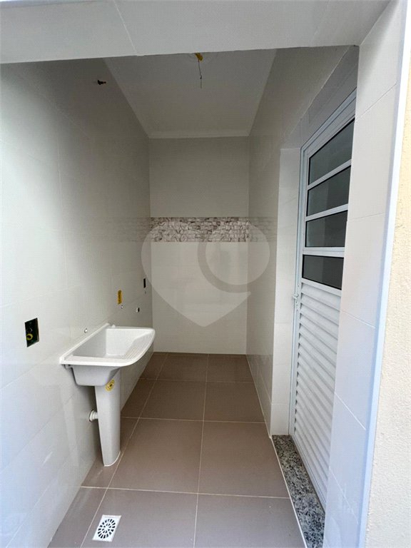 Casa com 02 Dormitórios á venda, em Cidade Aracy 2.