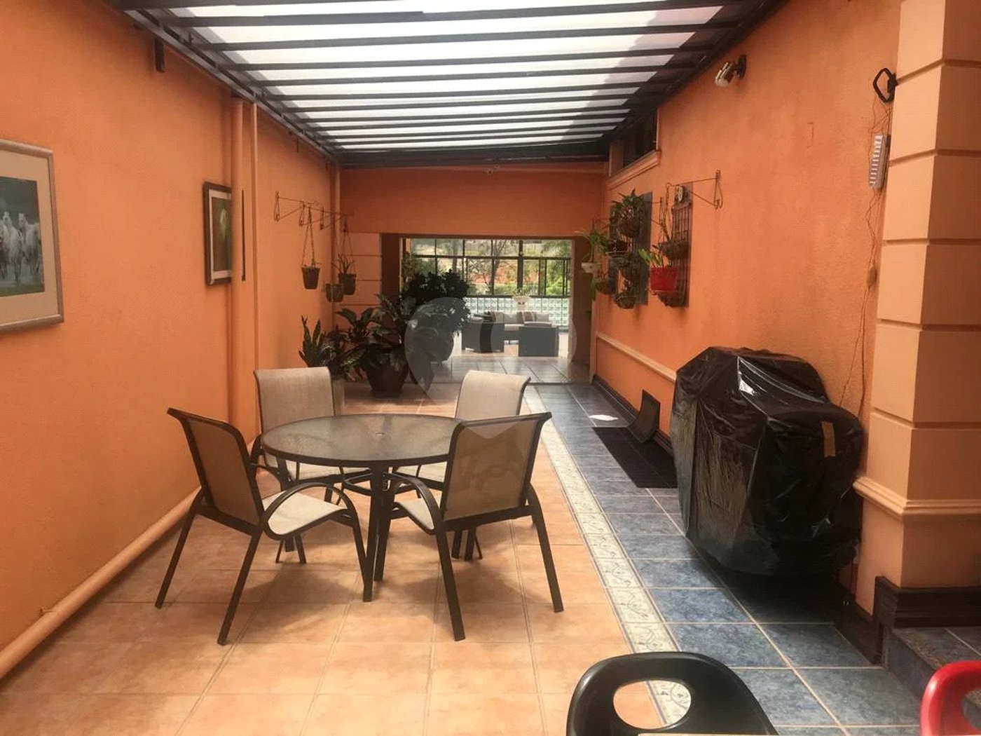 Casa à venda com 5 quartos, sendo 3 suítes, em Alto da Lapa, São Paulo, SP