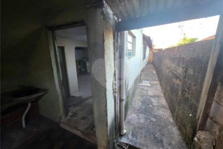 Casa para reforma terreno de 300 m²