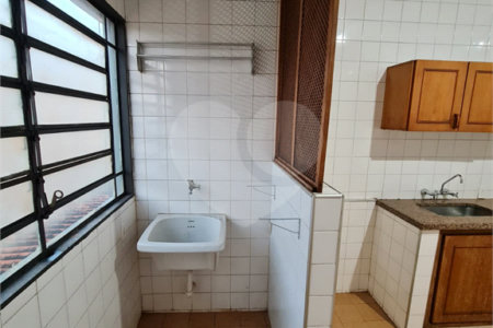 Apartamento à venda de 2 dormitórios no Edifício São José, Araraquara
